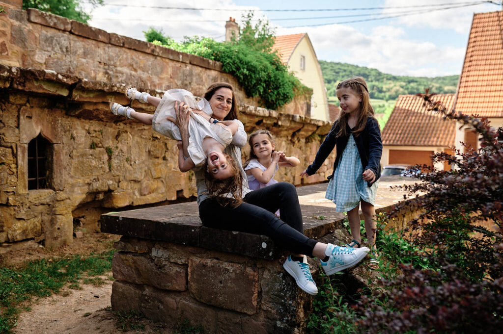 photographe famille lifestyle exterieur strasbourg colmar sarreguemines alsace moselle Dites Cheese