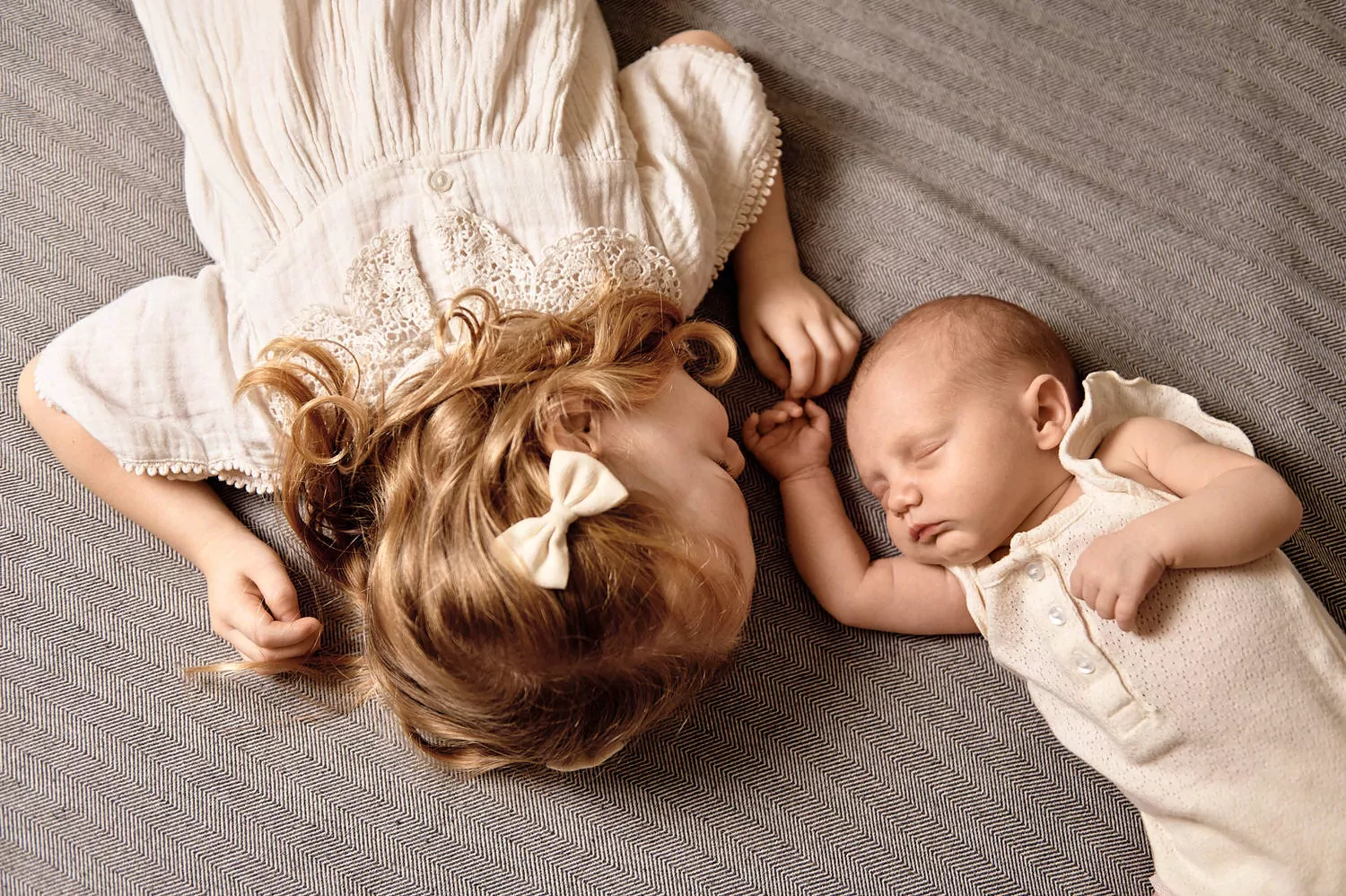 photographe naissance nouveau ne lifestyle domicile strasbourg colmar sarreguemines alsace moselle Dites Cheese