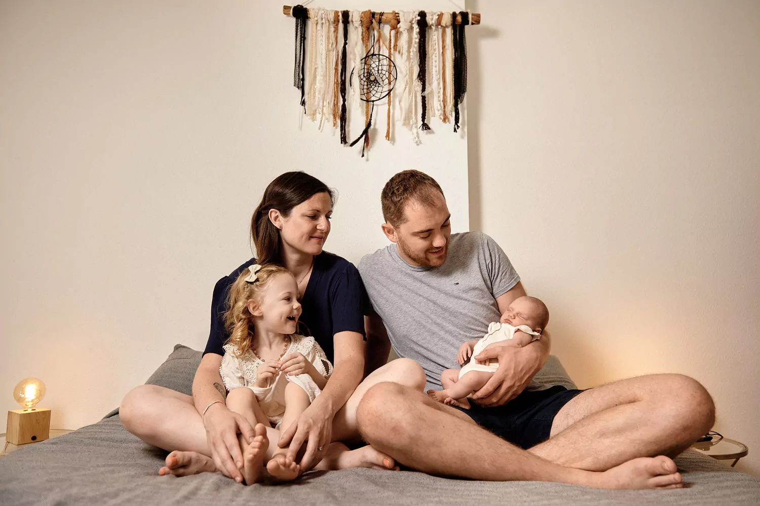 photographe naissance nouveau ne lifestyle domicile strasbourg colmar sarreguemines alsace moselle Dites Cheese