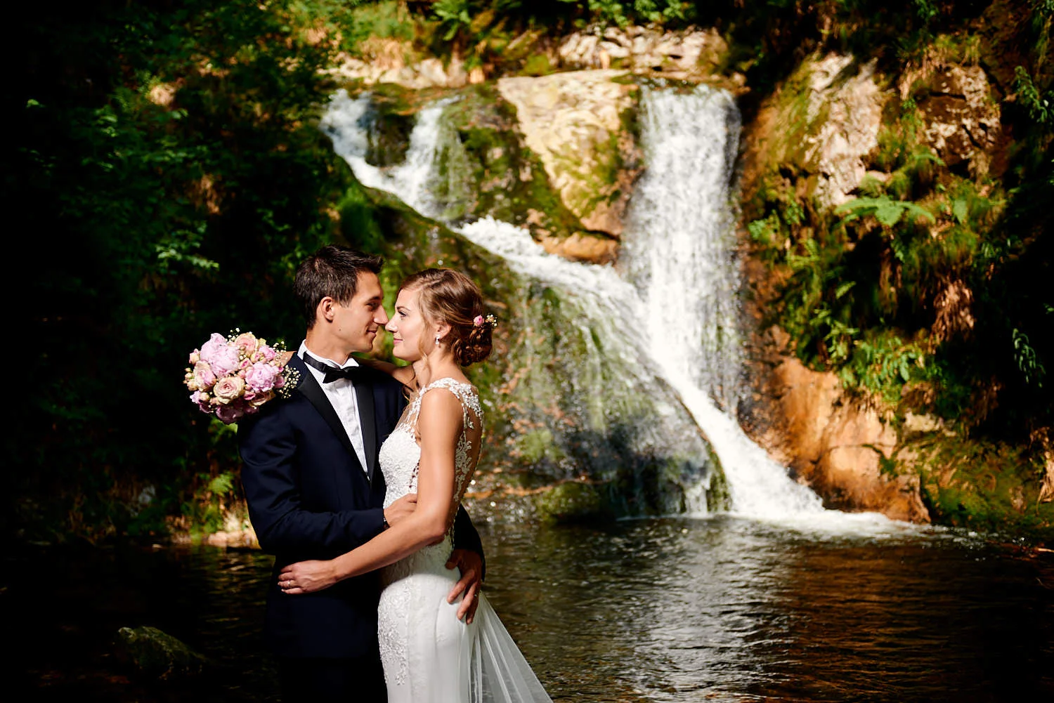mariage dayafter couple allemagne allerheiligen cascade romantique photographe professionnel alsace lorraine dites cheese 370