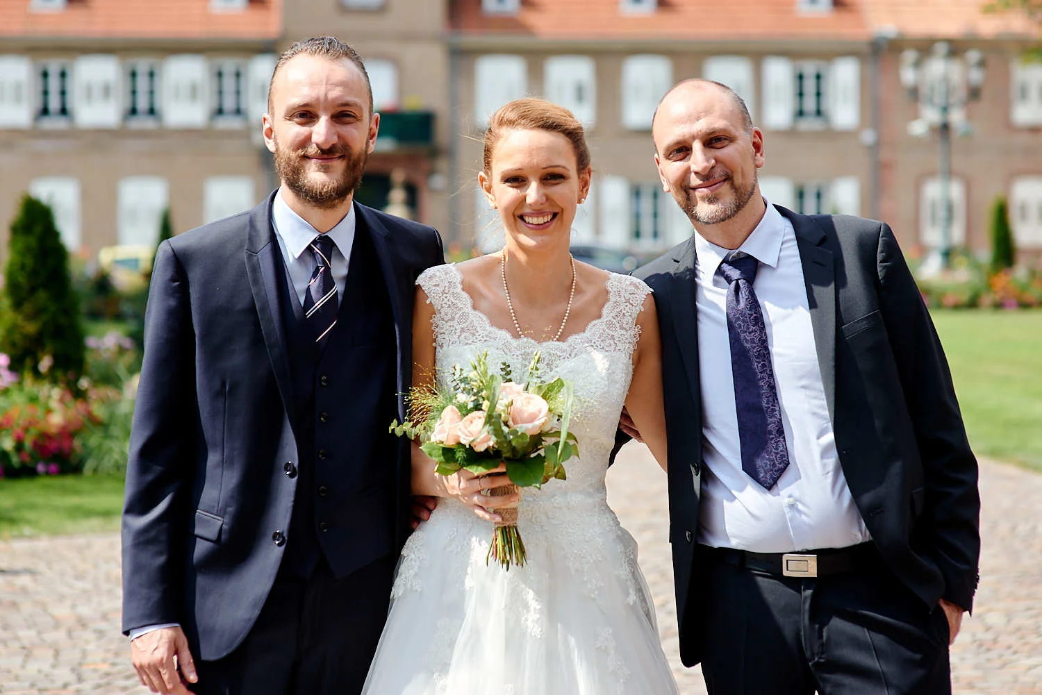 mariage elegant chic chateau de l ile ostwald mairie haguenau alsace lorraine dites cheese 034 1